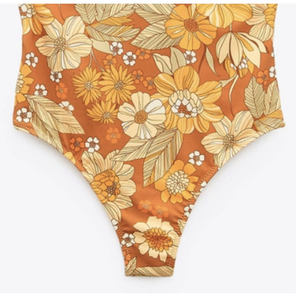 SOLD 🌼 ZARA One-Piece Floral Swimsuit Size Small NWT - Picture 3 of 7